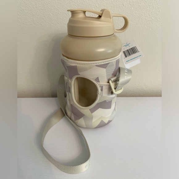 NWT Hydrojug Pro and Sleeve - Picture 4 of 4